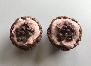 
                  
                    Load image into Gallery viewer, NUVO MUFFINS - Raspberry Cacao
                  
                